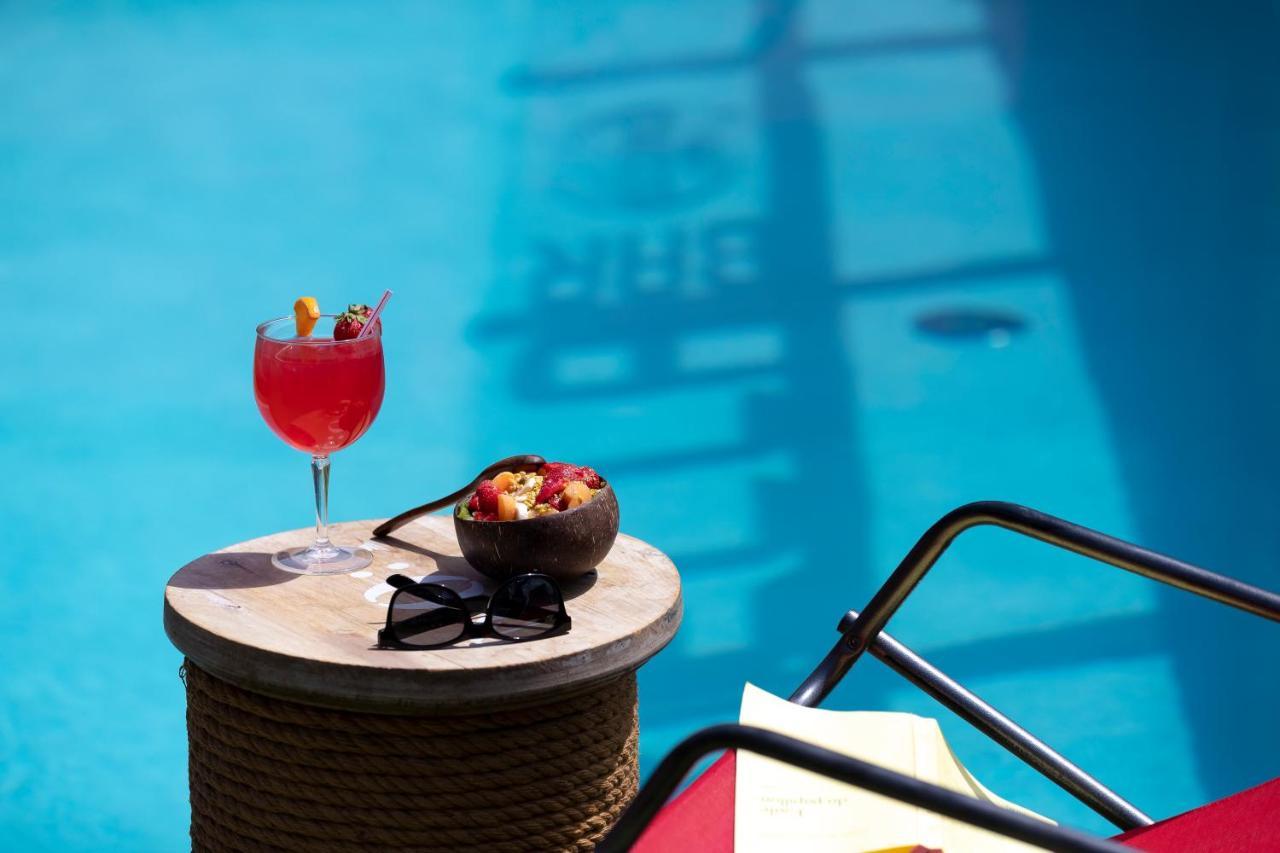 Cote Brune Hotel